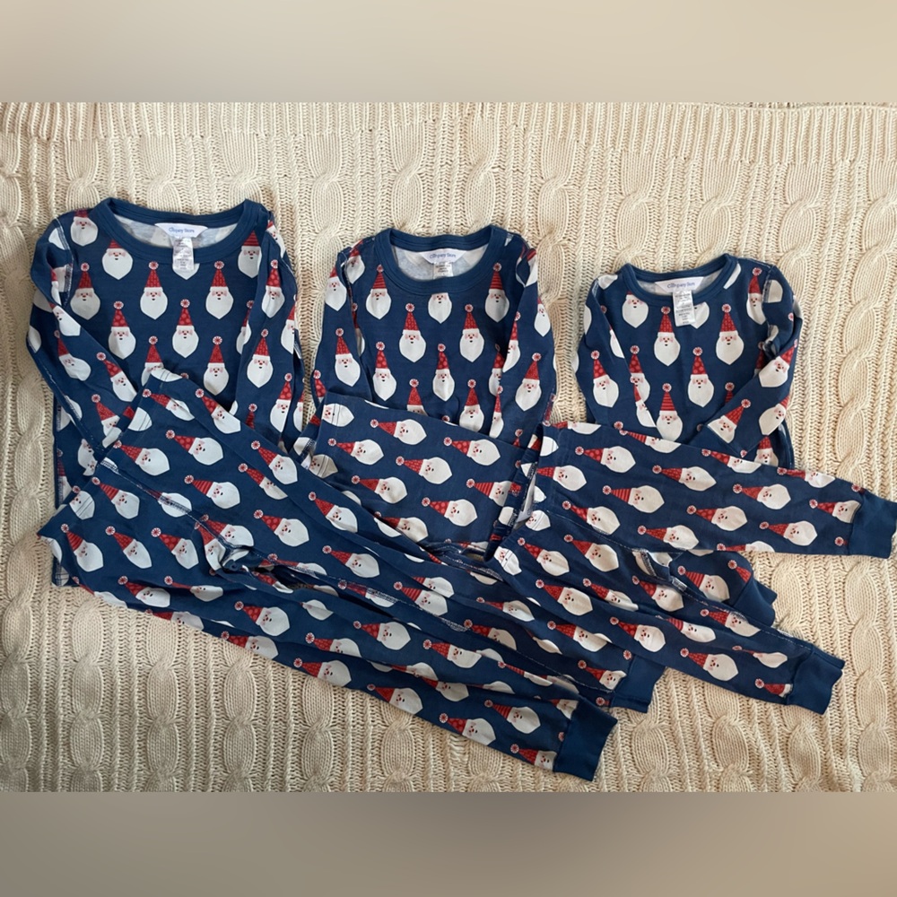 THE COMPANY STORE Blue Santa Pajamas (Various Sizes 8, 5T & 2T)